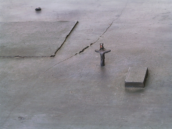 GHH, 33.9X30.4X5 bronze